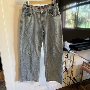 Edikted Light Blue Boyfriend Jeans